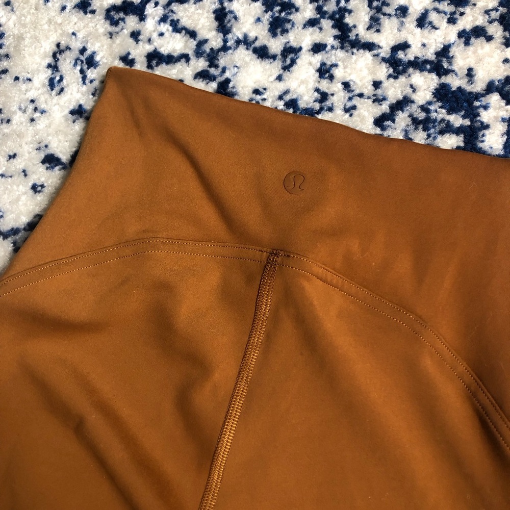 NEVER WORN Lululemon Unlimit High-Rise Leggings with Waistband Pocket
